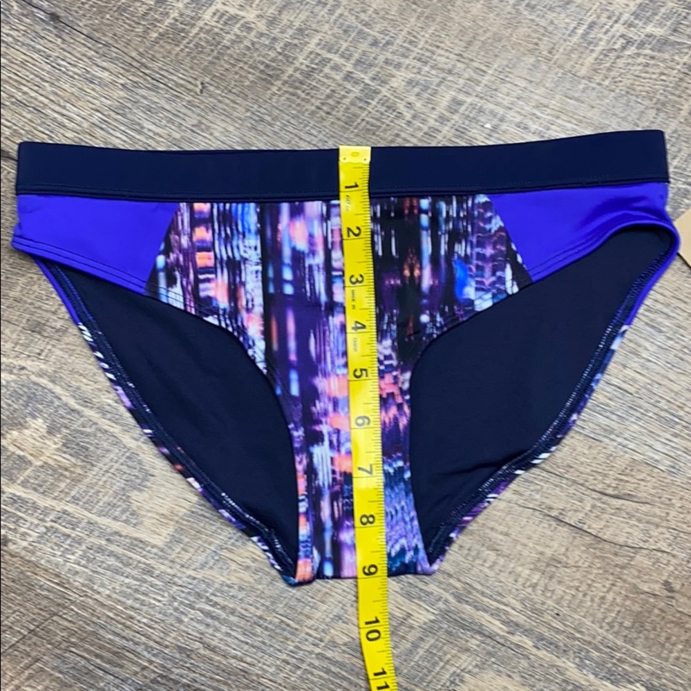 NWT Athleta Colorblock Tri-ssential Bottom Purple - Picture 7 of 11